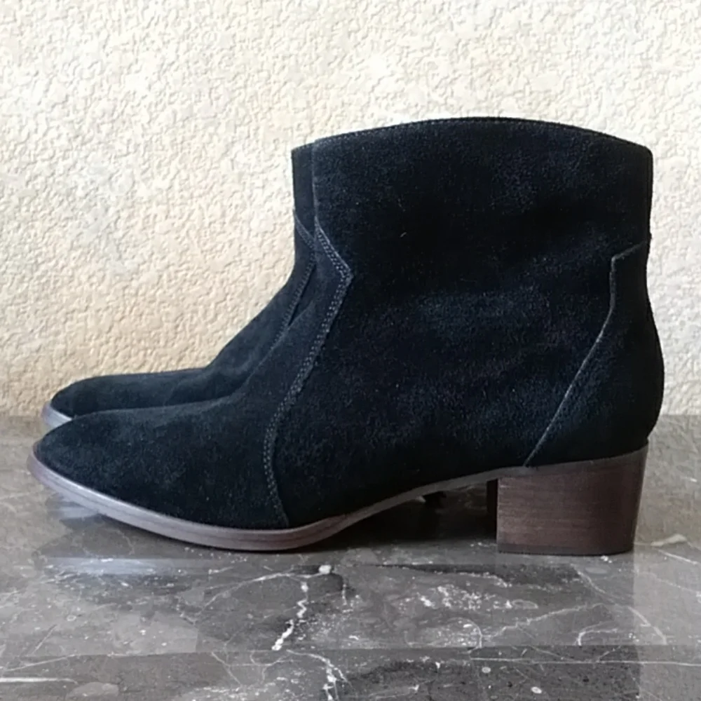 French Connection Suede Ankle Boots sz 41 NWOB